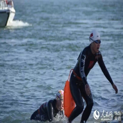 第五届中国·青海国际（冬季）抢渡黄河极限挑战精英赛20150110