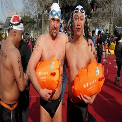 第四届中国·济南国际泉水冬泳节20150110